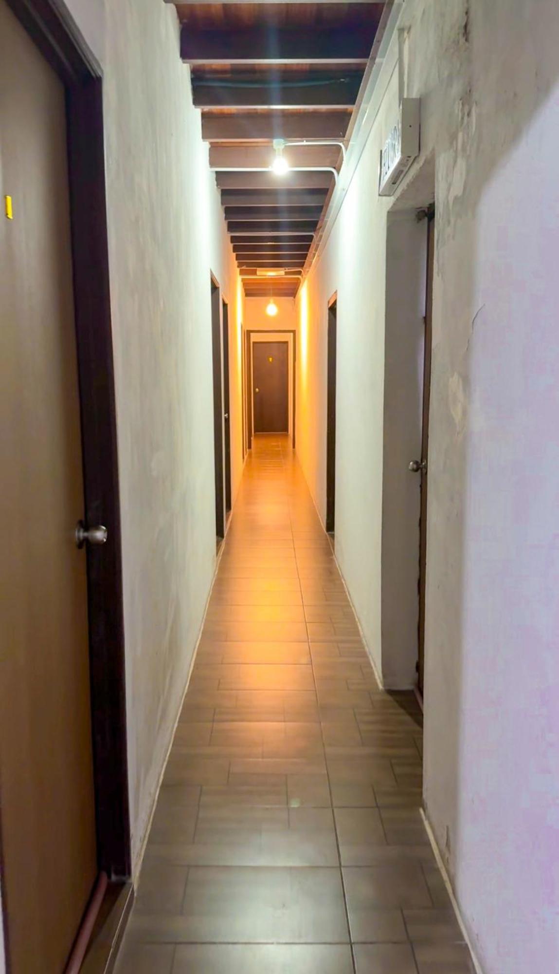 Tonight Hotel ジョージタウン エクステリア 写真
